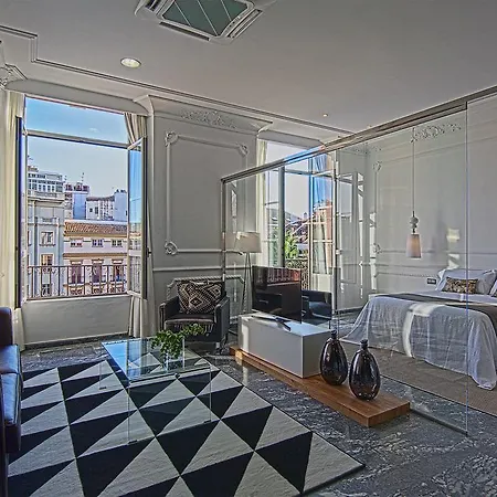 Apartamentos Plaza Constitucion - Larios Malaga Room photo